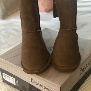 Brand new Bear Paw boots. Never worn. Size 8